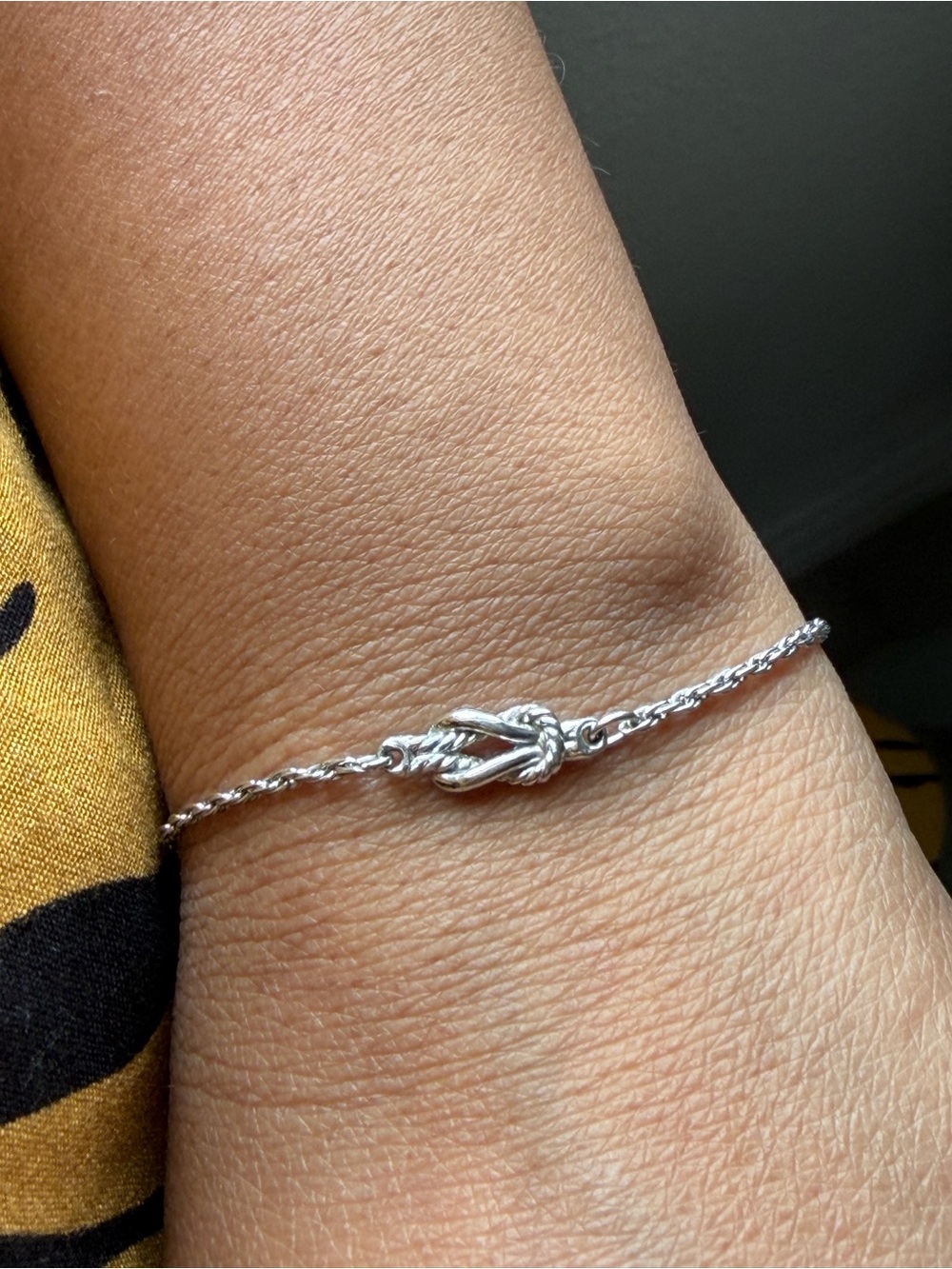 VINTAGE | AVON | Sailor Knot or Infinity Love Knot Design Chain 7 Inch Bracelet
